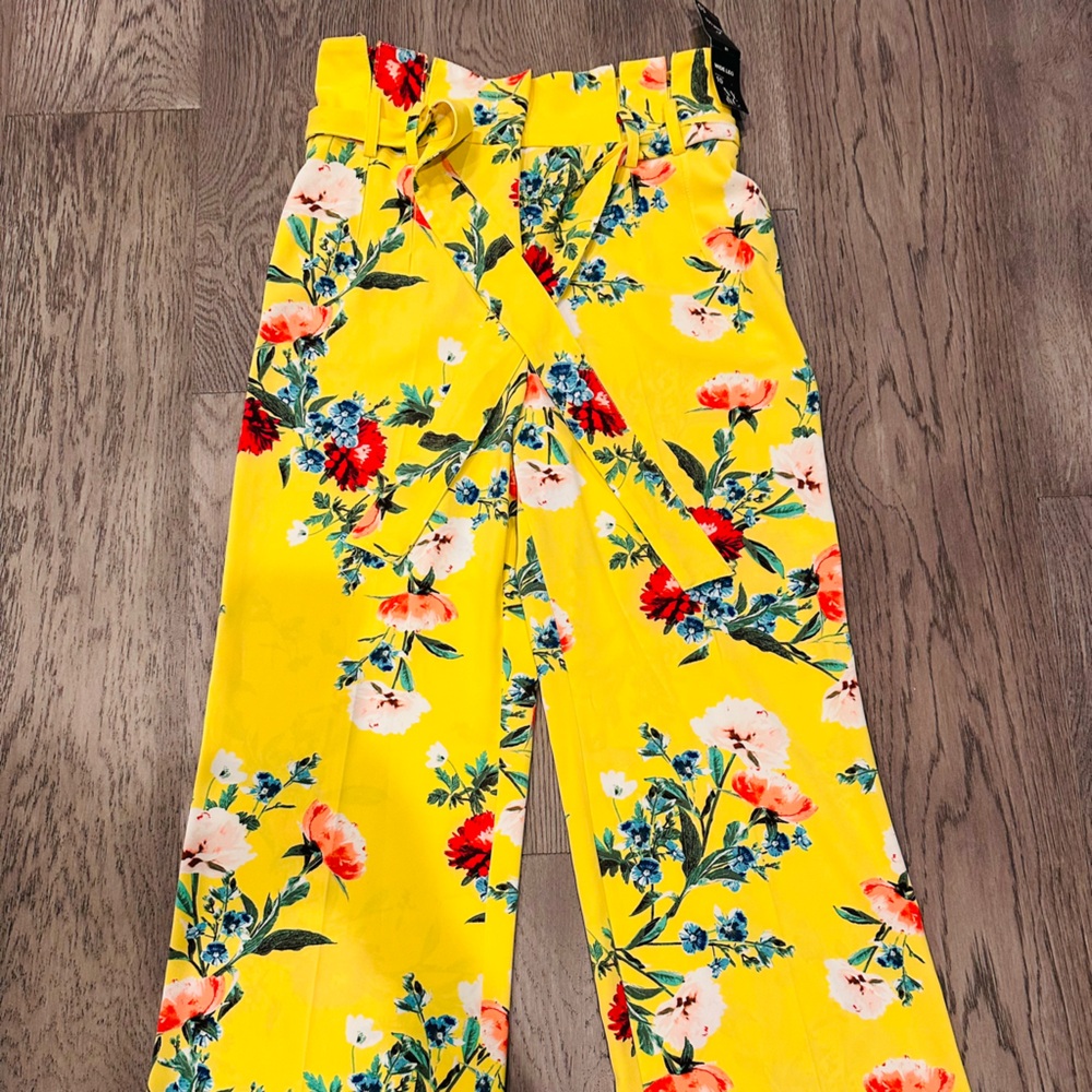 New York & Company Yellow Floral Pants